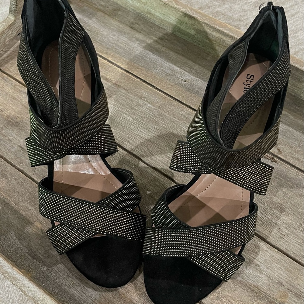 Style and Company Sandals